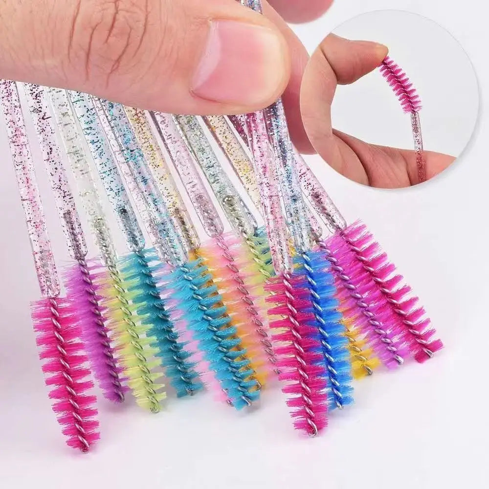 50Pcs Einweg Wimpern Zauberstäbe Pinsel Augenbraue Kamm Wimpern Verlängerung Zubehör Mascara Zauberstab Make-Up Professionelle Schönheit Werkzeug