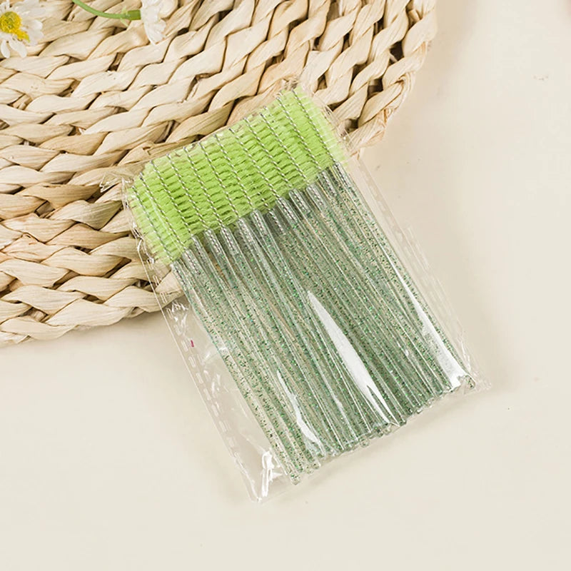 50Pcs Einweg Wimpern Zauberstäbe Pinsel Augenbraue Kamm Wimpern Verlängerung Zubehör Mascara Zauberstab Make-Up Professionelle Schönheit Werkzeug