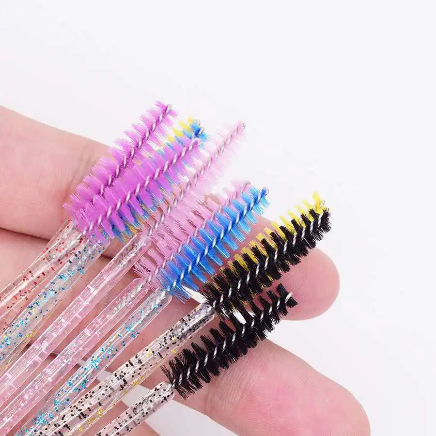 50Pcs Einweg Wimpern Zauberstäbe Pinsel Augenbraue Kamm Wimpern Verlängerung Zubehör Mascara Zauberstab Make-Up Professionelle Schönheit Werkzeug