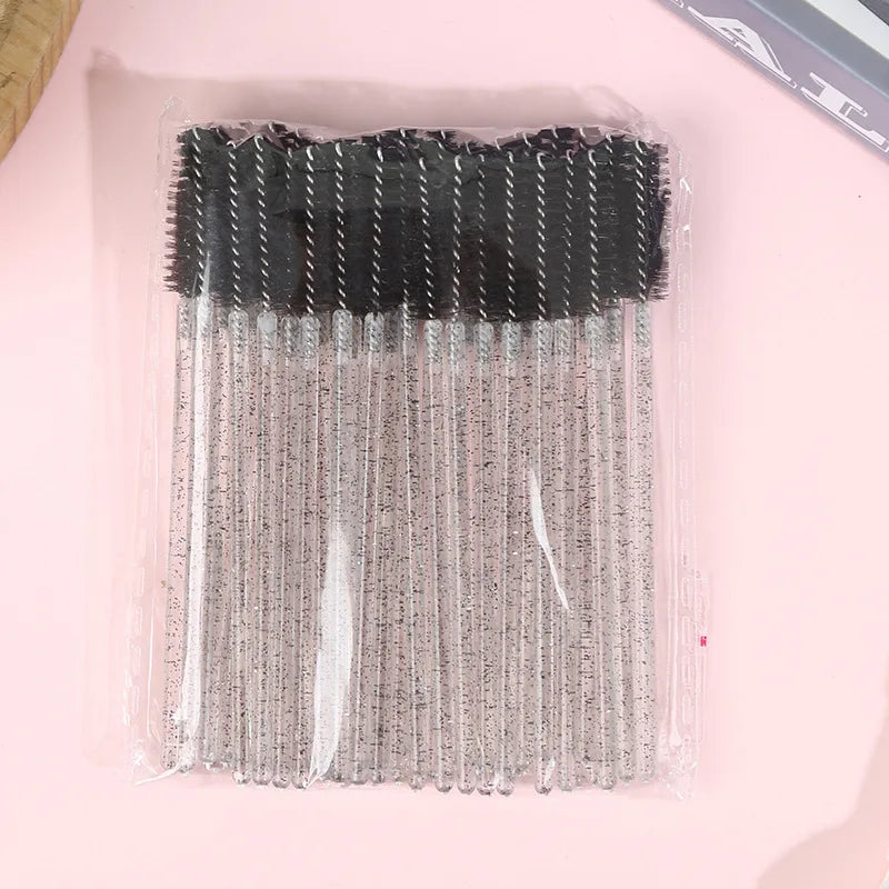 50Pcs Einweg Wimpern Zauberstäbe Pinsel Augenbraue Kamm Wimpern Verlängerung Zubehör Mascara Zauberstab Make-Up Professionelle Schönheit Werkzeug